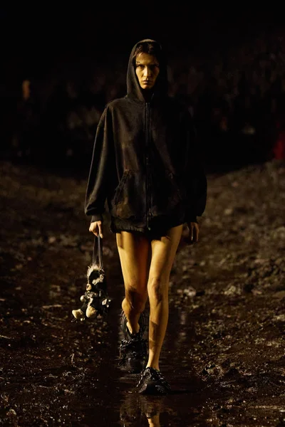 Look 6